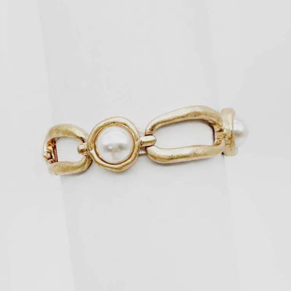 Gold Tone & Pearl Stretch Bracelet