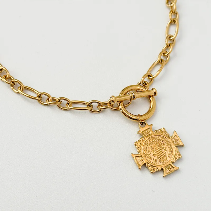 18k Water Resistant Chain Link Cross Pendant Necklace