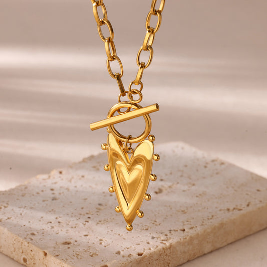 18k Water Resistant Chain Necklace with Heart Pendant
