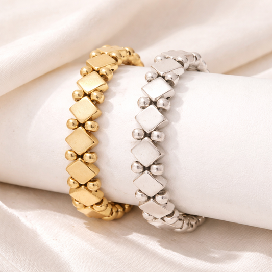 Vintage Inspired Stretch Bracelet