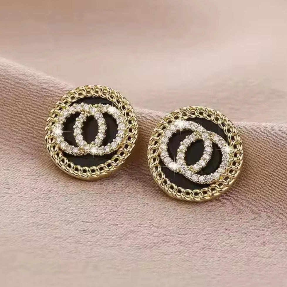 Black & Gold Circle Studs