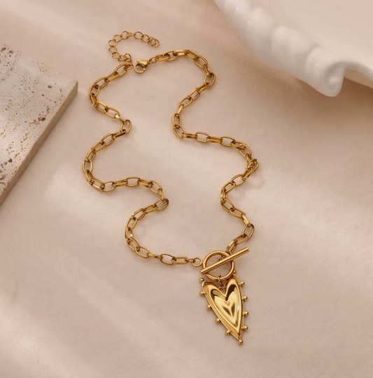 18k Water Resistant Chain Necklace with Heart Pendant
